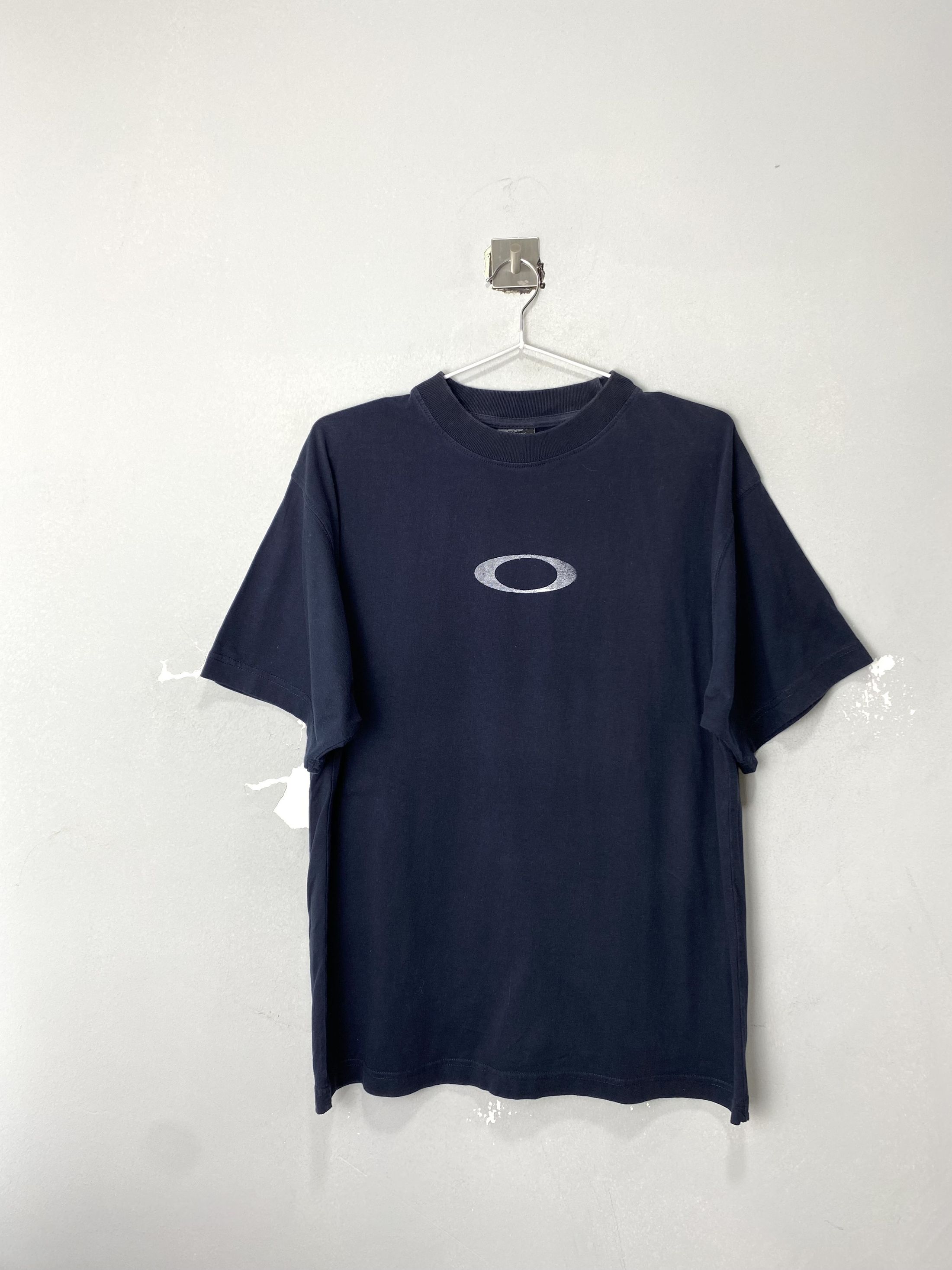 Vintage Oakley T Shirt Outdoor Life, Shirt Outfit, Gift For Men, For Women