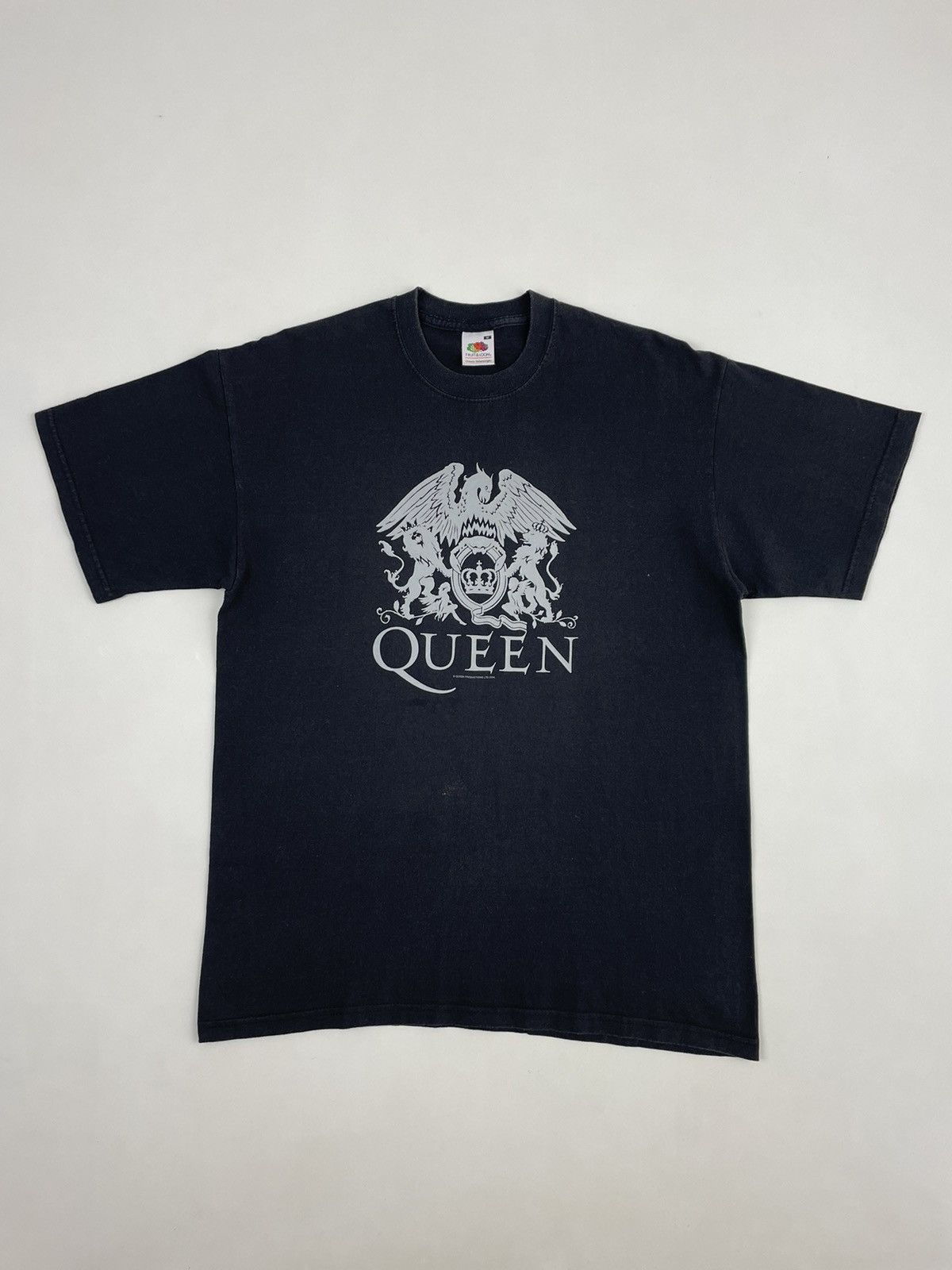 2004 Queen Logo T Shirt, Shirt Outfit, Gift For Men, For Women